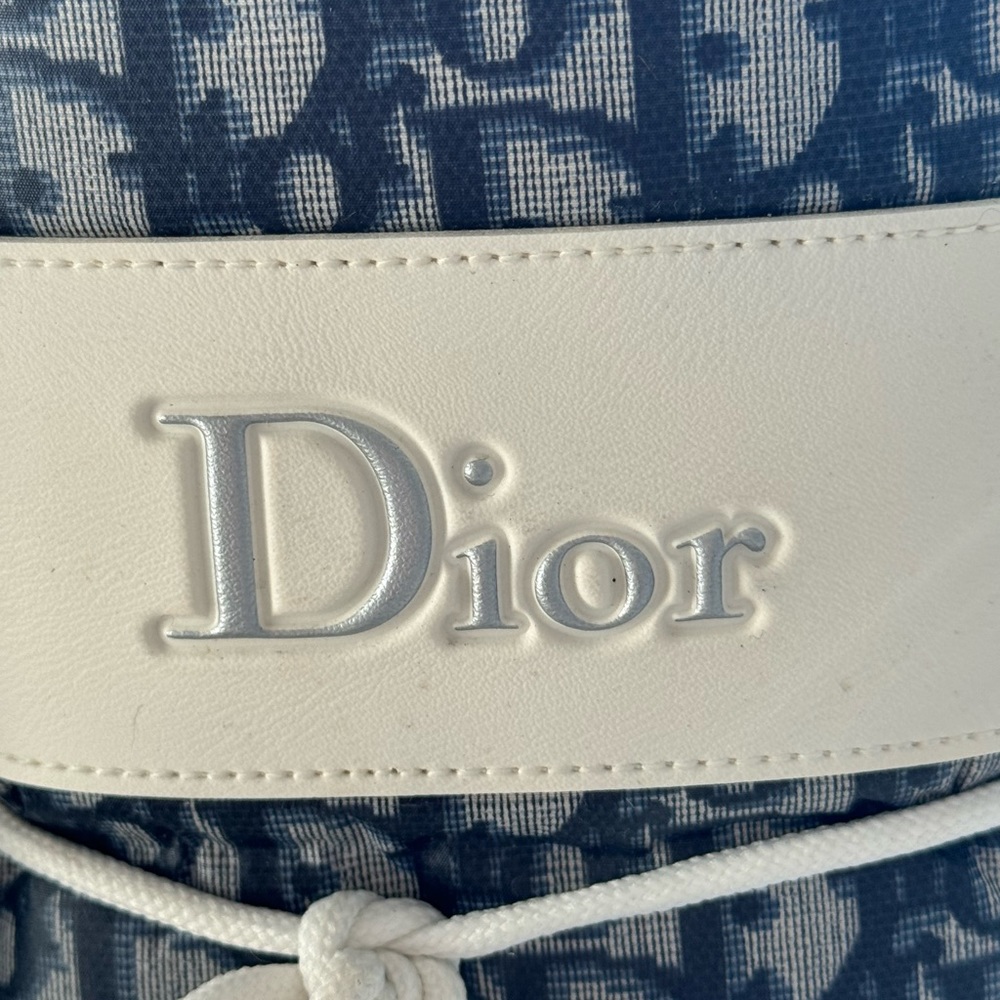 CHRISTIAN DIOR WHITE/DENIM BLUE/NAVY MOON BOOT SIZE RANGE 41-43 (I am a size 9) - Picture 3 of 7